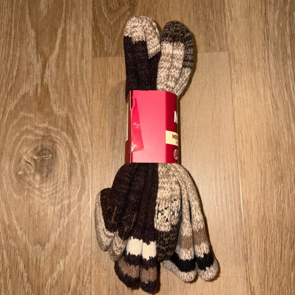 Muk Luks Men’s Boot Socks Warm & Cozy Dream Step Yarn One Size Fits Most 2 Pairs